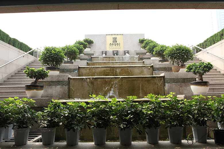 Лоян, Музей Императорских Повозок (Luoyang, Museum of Luoyang Eastern Zhou Royal Horse and Chariot Pits)