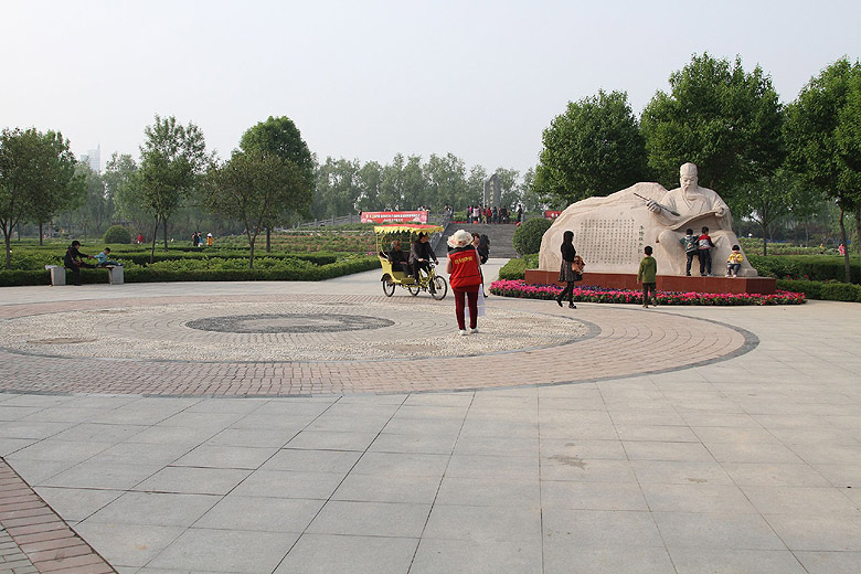 Лоян, Лоянский Ботанический Сад (Luoyang, Luoyang Botanical Garden)