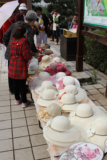 Лоян, Лоянский Международный Сад Пионов (Luoyang, Luoyang International Peony Garden)