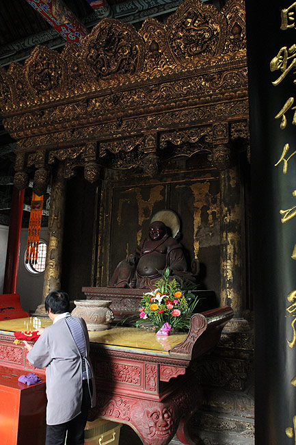 Лоян, Храм Белой Лошади, Будда Майтрея в Зале Небесных Королей (Luoyang, White Horse Temple, Maitreya Buddha in the Hall of Heavenly Kings)