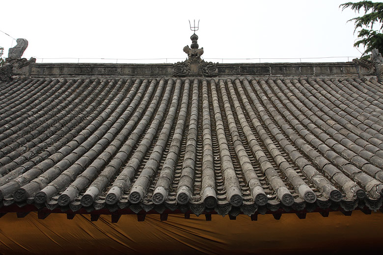 Лоян, Храм Белой Лошади, Крыша Зала Принятия и Руководства (Luoyang, White Horse Temple, Roof of the Hall of Reception and Guidance)