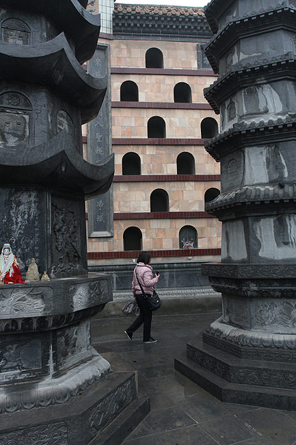 Лоян, Храм Белой Лошади, Храм в тайском стиле (Luoyang, White Horse Temple, Thai style temple)