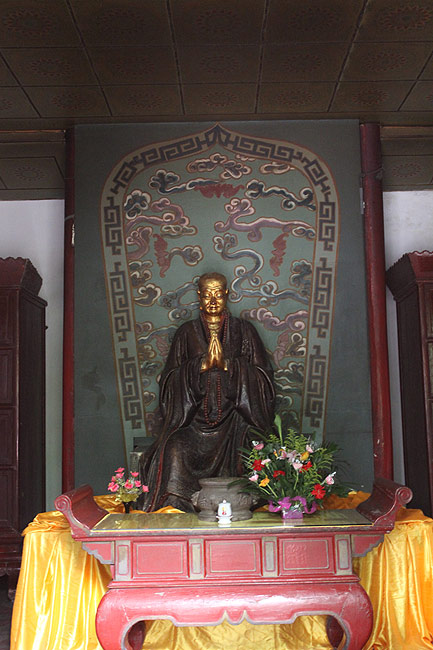 Лоян, Храм Белой Лошади, Хранилище Волшебного Оружия (Luoyang, White Horse Temple, Depositary of Magic Weapons)